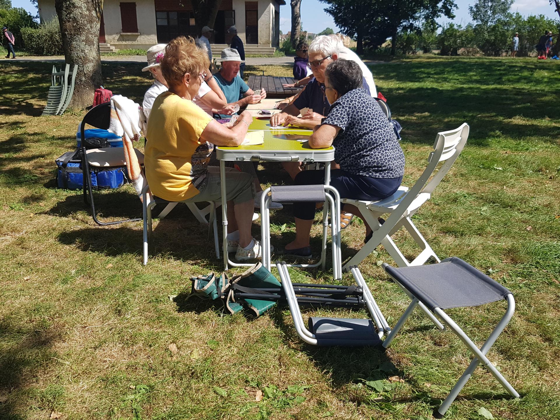 Belote à Vicq